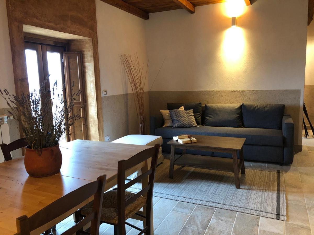 Casa Antica Apartment Санто Стефано ди Сесанио Екстериор снимка
